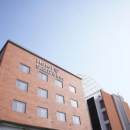 Kevadia Hotel Stature Inn מראה חיצוני תמונה