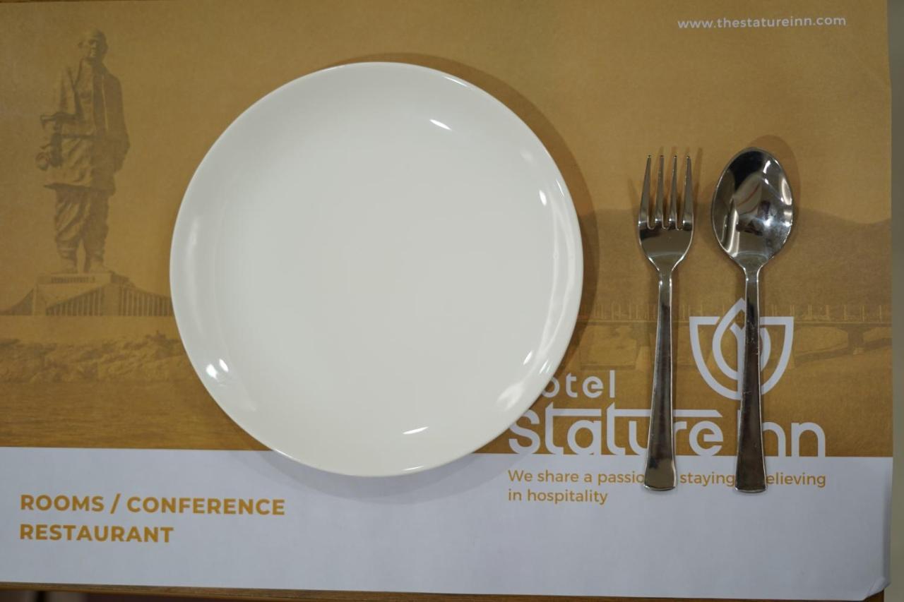Kevadia Hotel Stature Inn מראה חיצוני תמונה